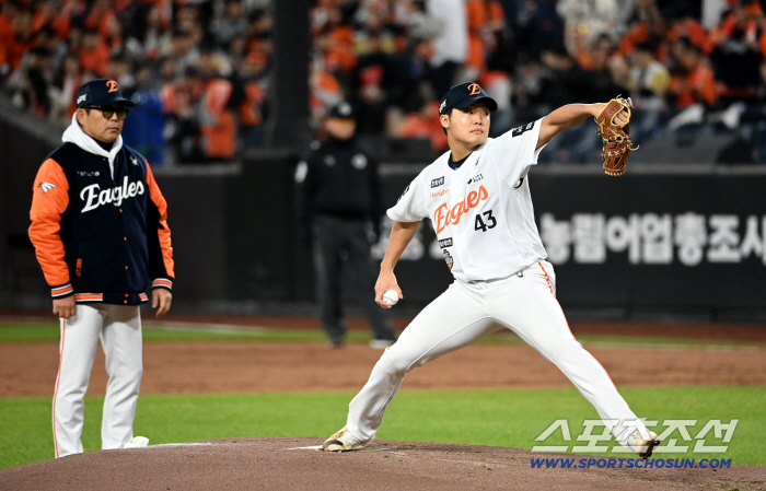  2nd emergency appearance following Jung Woo-ju and Moon Dong-ju