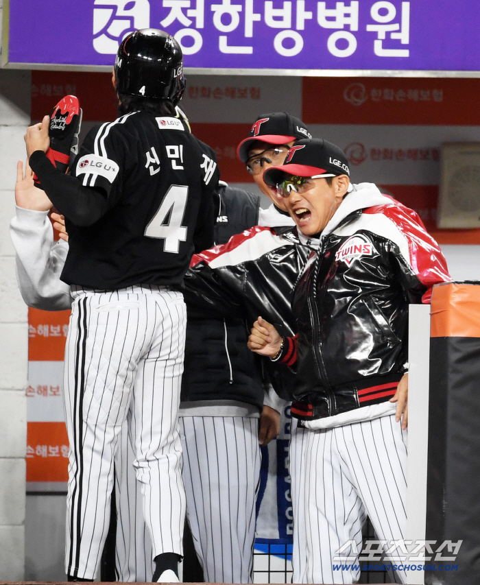  Director Yeom Kyung-yeop's palm hit Shin Min-jae