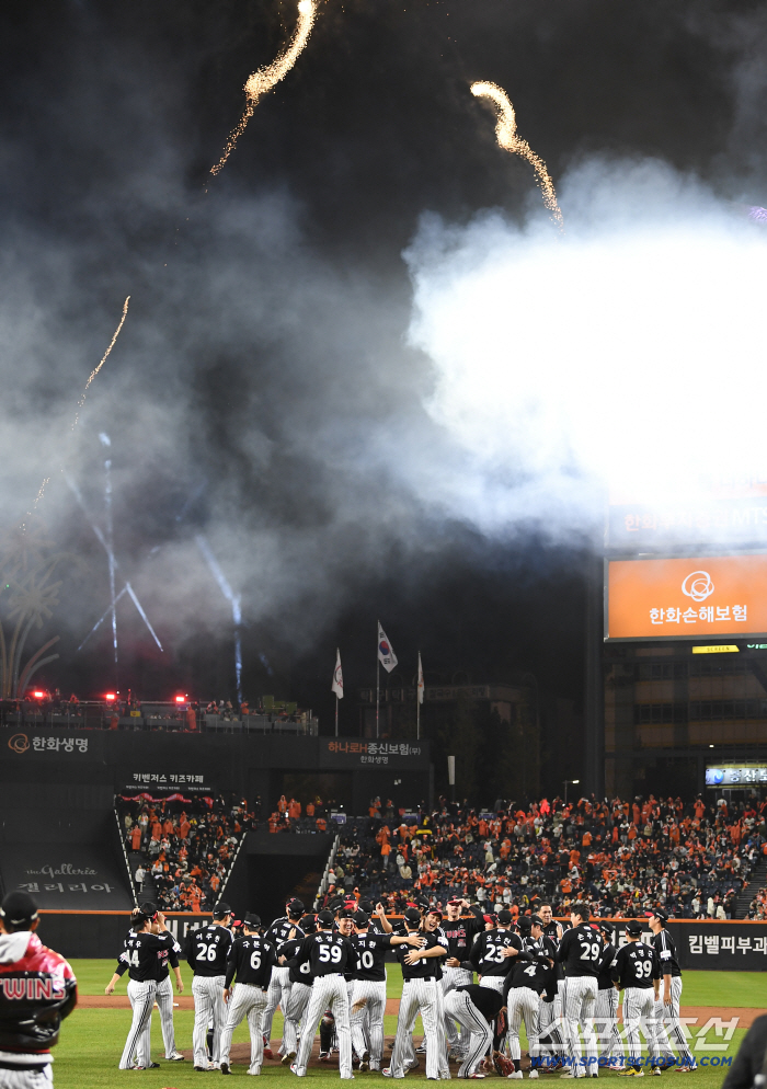  Hanwha for bursting firecrackers to win LG