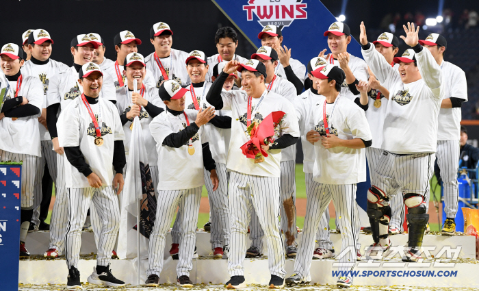  Kim Hyun-soo, MVP of the Korean Series