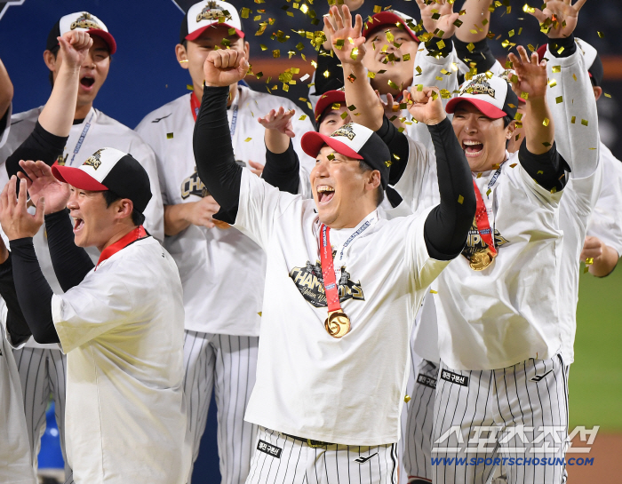  Kim Hyun-soo, MVP of the Korean Series