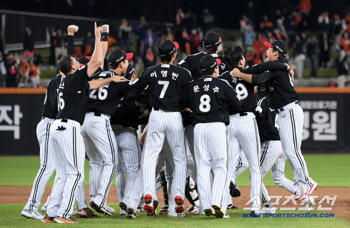  LG Twins achieved unified championship