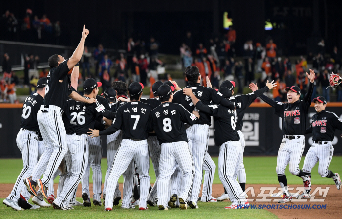  LG Twins achieved unified championship
