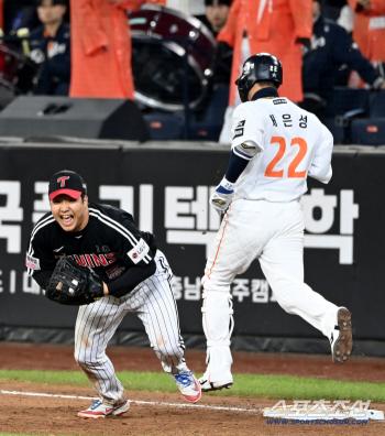 Moon Bo-kyung wins the Korean Series!