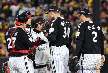 Tolhurst coach Kim Kwang-sam is on the verge of loading the bases