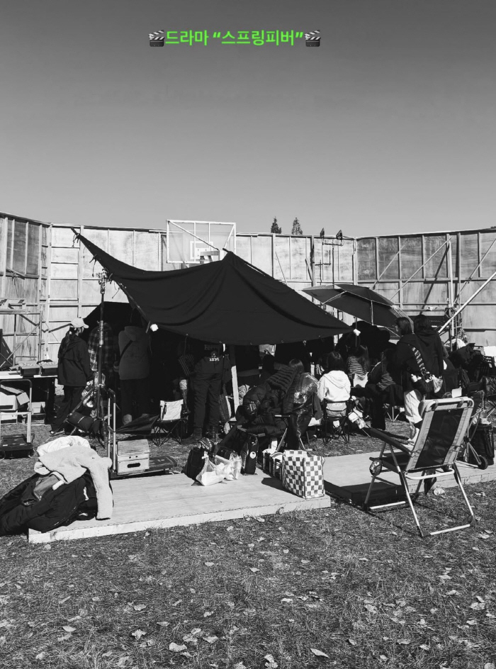 Bae Jeong-nam, who lost his daughter, delivered good news..'I'm filming a movie and a drama'