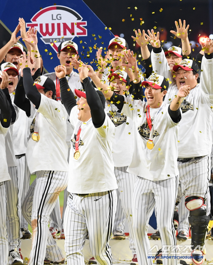  Korean Series MVP Kim Hyun-soo Champion