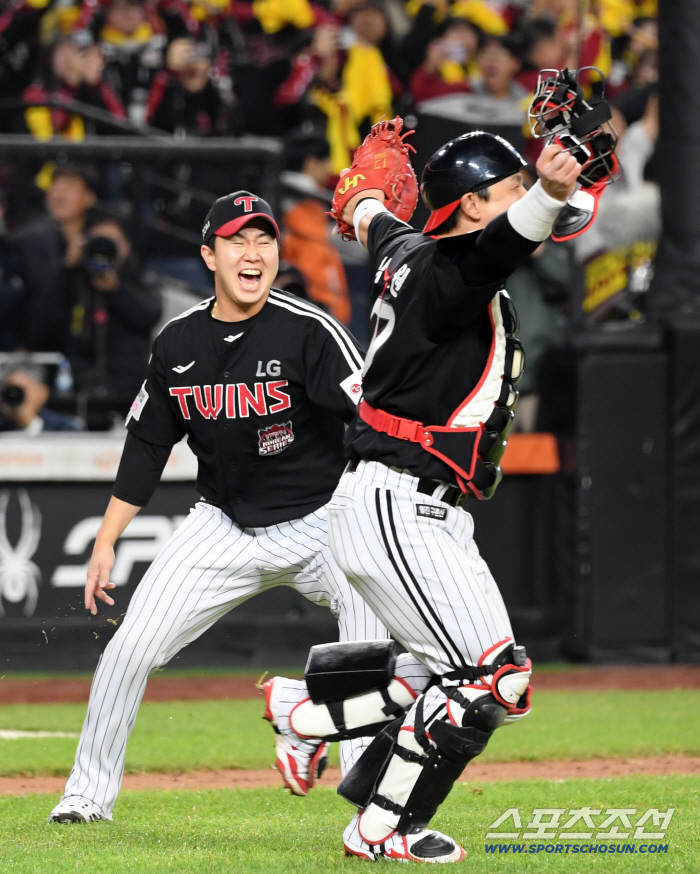  LG Twins Yoo Young-chan and Park Dong-won's most thrilling moment
