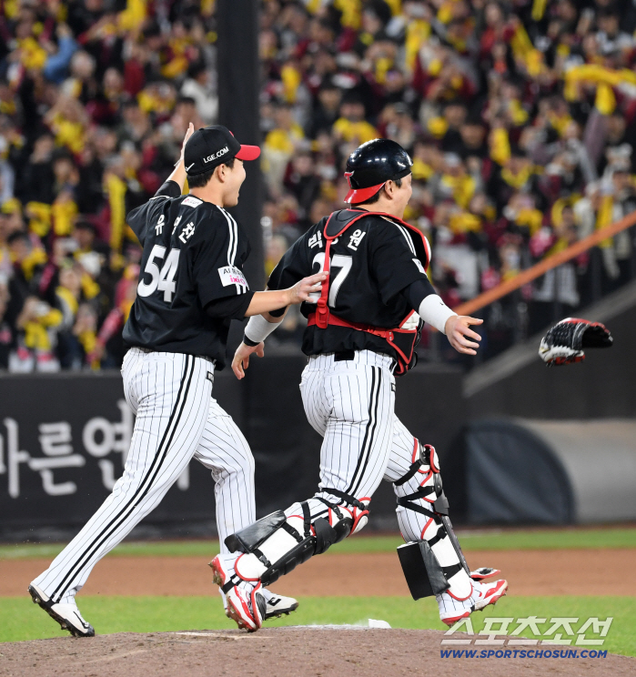  LG Twins Yoo Young-chan Park Dong-won's winning moment