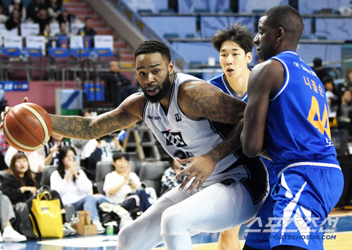  Shawn Rong is holding out