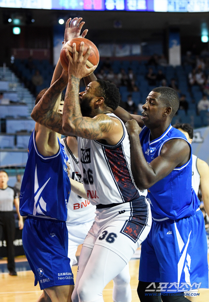  Shawn Rong, play calmly