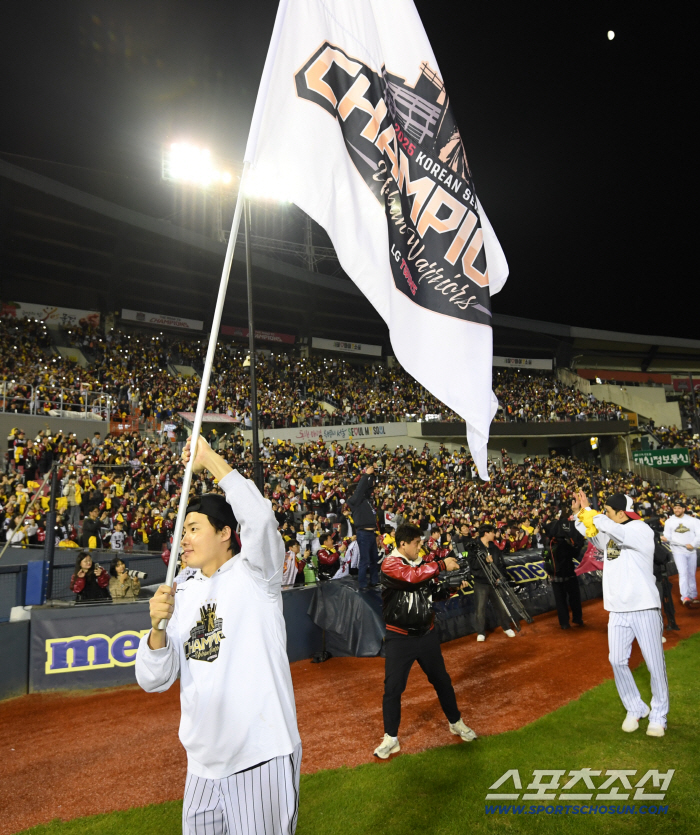  We're going to share the joy of Lim Chan Kyu's victory with our fans