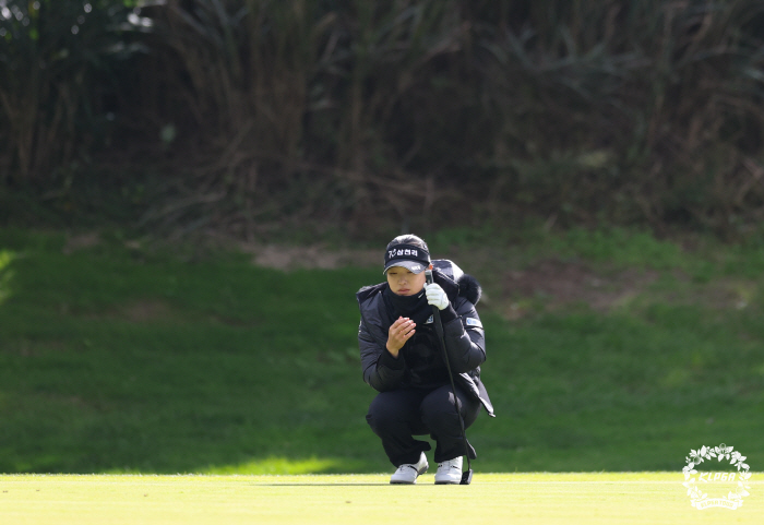 We're so close... Jeju 2 wins, Grand Prize, Rookie of the Year, 3 people 3 colors → One seat, Samchully Three Musketeers, Champion Group championship competition, Jeju Buff Go Ji-won, 3 strokes ahead 