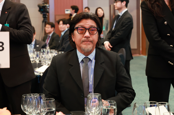 G-Dragon and Cha Eun-woo Dazzle APEC Leaders, Showcasing the Power of K-Culture at Gyeongju Summit