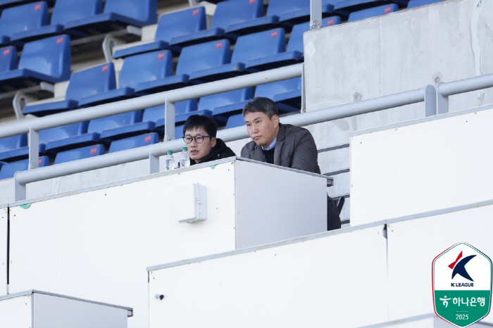  Jeonghyo's magic is crazy! Gwangju and Jeju match against each other in the first half → 20th half of the second half to stay...Fried Jonsson's debut goal