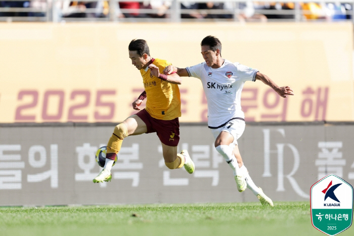  Jeonghyo's magic is crazy! Gwangju and Jeju match against each other in the first half → 20th half of the second half to stay...Fried Jonsson's debut goal