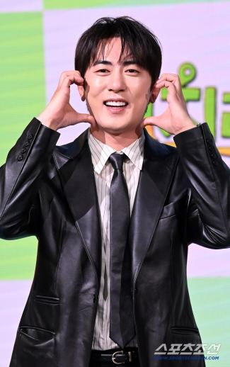 Kim Won-hoon, 3 million won flex for juniors. It's stressful to try to copy Yoo Jae-seok