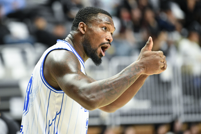  Gas Corporation's extreme all-in strategy worked. Korea Gas Corporation won 71-60 against KT. Korea Gas Corporation's brinkmanship, how to poke KT's Achilles tendon