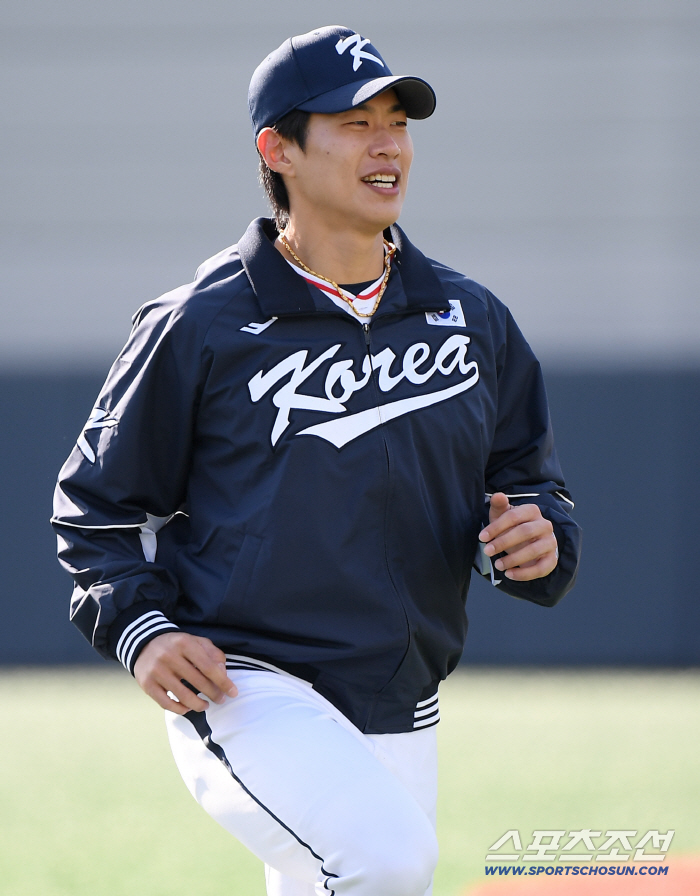  Song Seong-moon's bright smile