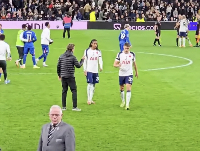 Tottenham, are you getting your act together now? Son Heung-min's loss immediately reduced the third-rate team, and the worst performance  players ignore the coach