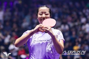 Yubin! Yubin! Montpellier's Cheering! Shin Yu-bin, who crossed the Great Wall, beat the world's No. 8 Chen to advance to the semifinals of the WTT Champions (WTT Champions Montpellier)