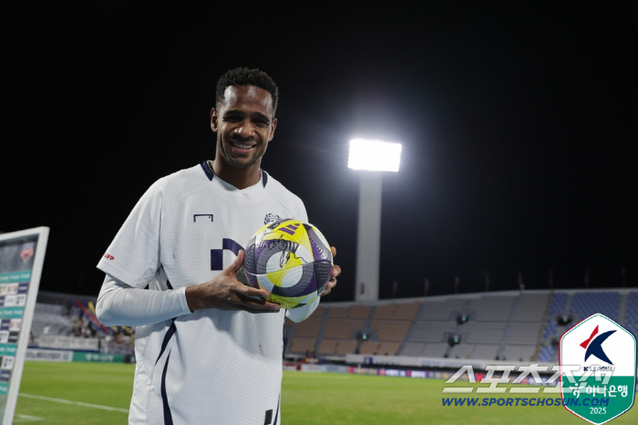 Daegu ♥ Edgar's close fighting spirit of 1% who knows it cannot be prevented will survive the challenge. 