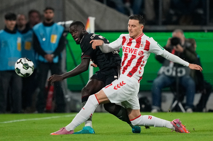 Exclusive to the UK! Kim Min-jae's super big news → Liverpool  Chelsea, DF recruitment competition explodes...I'm doing my best to stay here