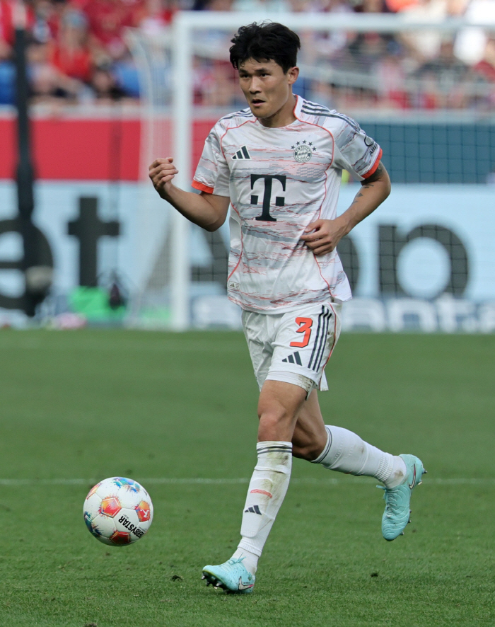 Kim Minjae's life-changing transfer rumor! Coach Shinhwa, who is the best defender at Wolkle  Serier, calls for KIM again. Come to Juventus