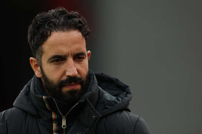 Manchester United's mega-reveal, Amorim was not a candidate for the next coach. Tuchel de Gerby ranked 0th → failed to negotiate → turned around