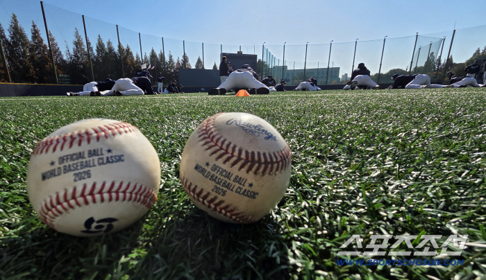  The national baseball team trains ahead of the WBC tournament