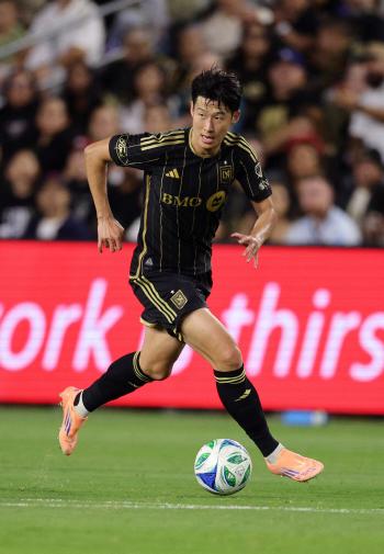 SON Heirs Still No!  SON's Vacuum of Criticism by Media, Difficult to Fill in the January Transfer Market