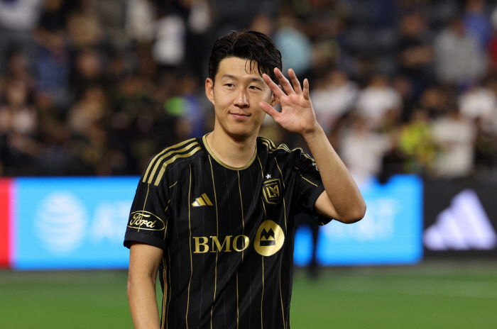 SON Heirs Still No!  SON's Vacuum of Criticism by Media, Difficult to Fill in the January Transfer Market