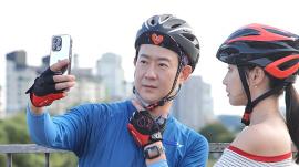 Chun Myung-hoon sells all the clothes and bicycles he confesses to in his daily life (Bridesmaid's class)
