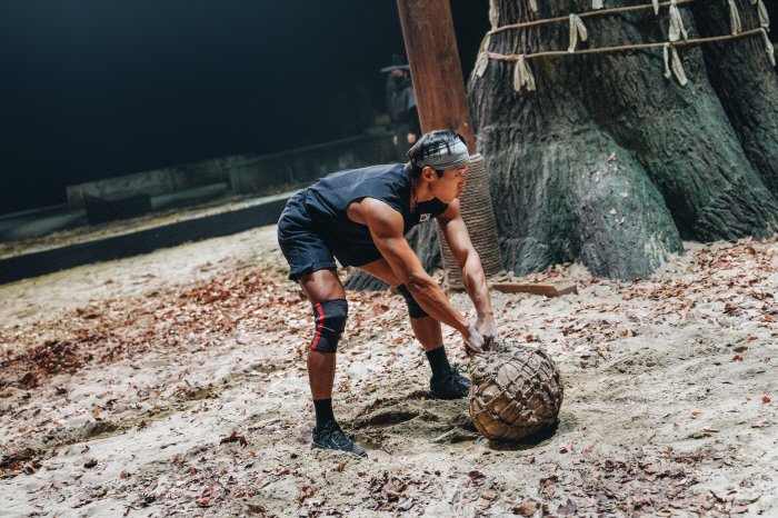 The first eliminated country..Physical Asia enters signature ball-taking two-man match