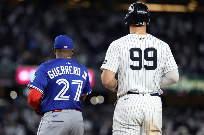 For the second year in a row, MVP finalist 1.101 trillion man, this year, it's over again. When will the Mets be able to do it