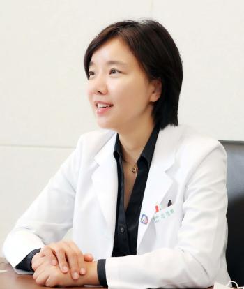 Kim Kyung-hee, director of the Incheon Sejong Hospital Center, appointed Asia's first director of the International Heart and Lung Transplant Society