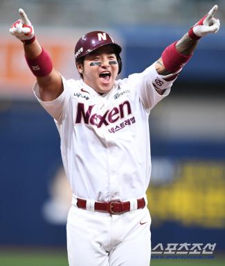 The people who declare their retirement in a surprise move, are you returning to Gocheok Dome where your soul is gloomy? Players and coaches aren't working. How?