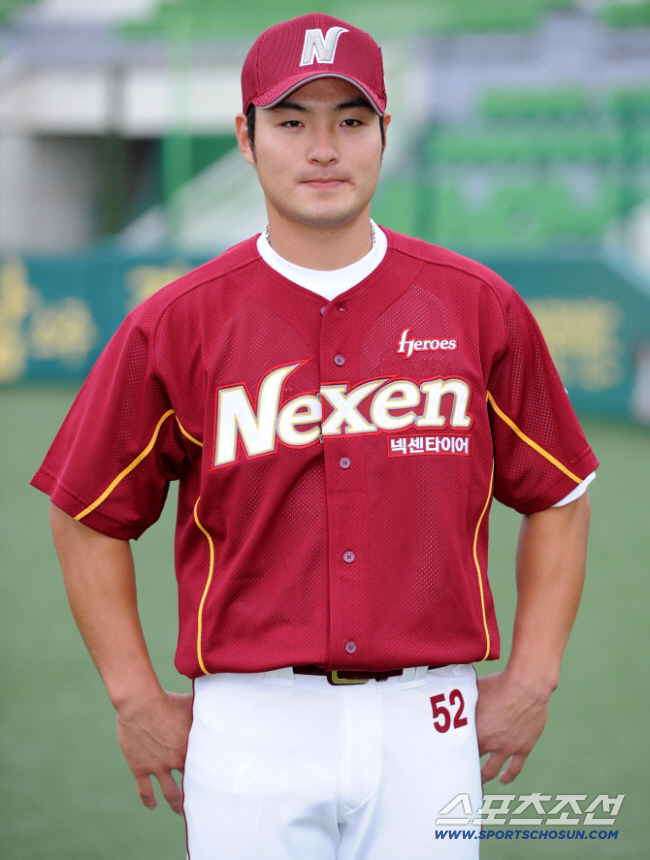 The people who declare their retirement in a surprise move, are you returning to Gocheok Dome where your soul is gloomy? Players and coaches aren't working. How?