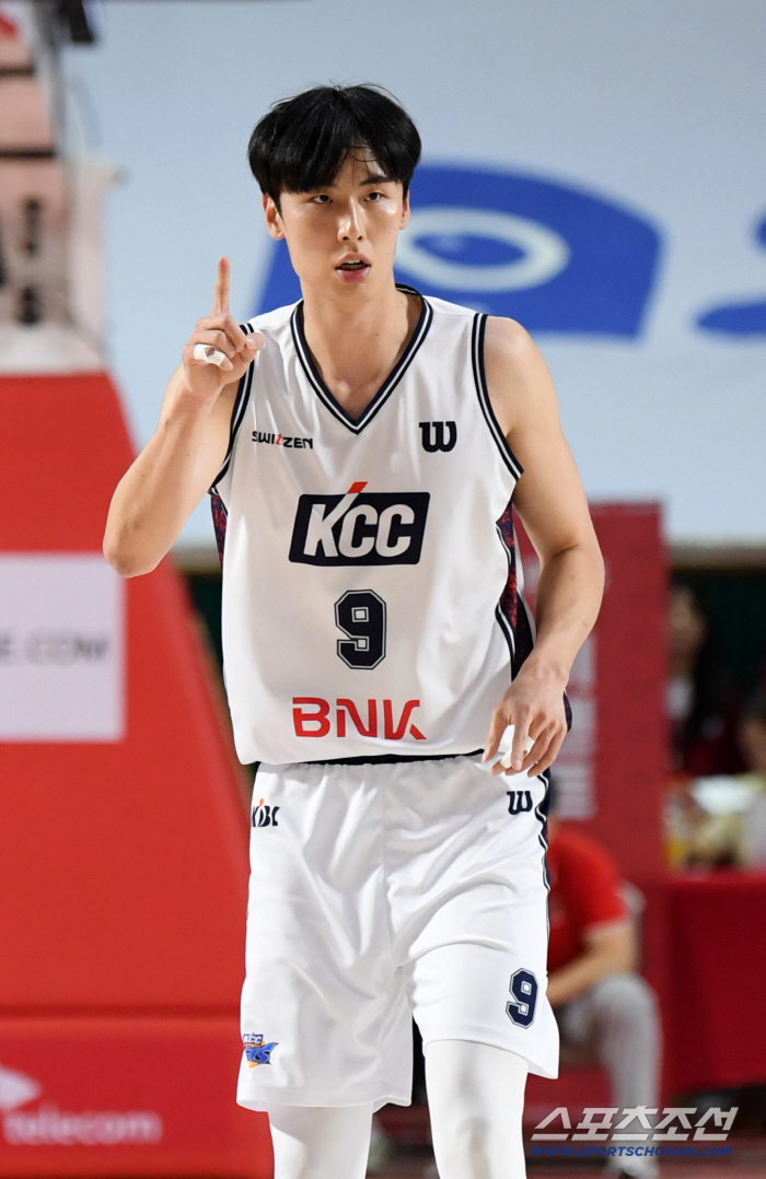  Cheers for Song Kyo-chang