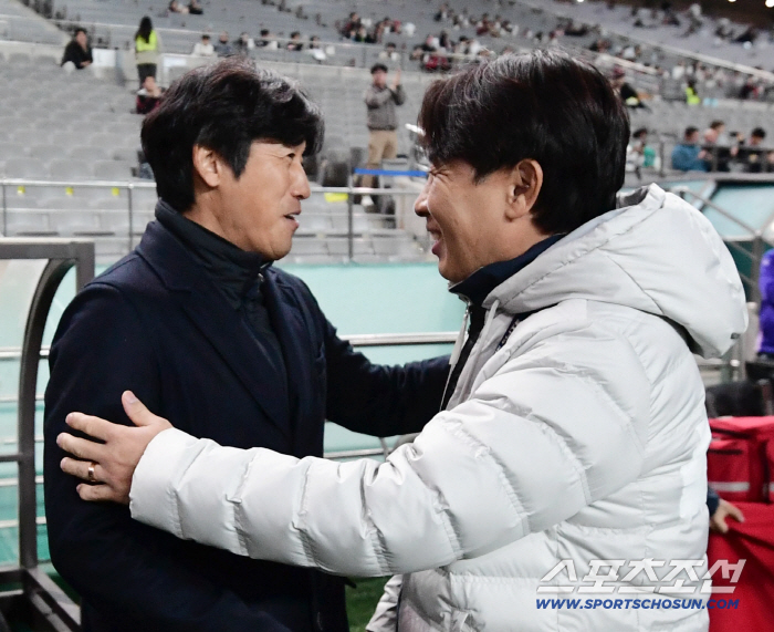  Director Seo Jeongwon and Kim Gi-dong, let's have a great match