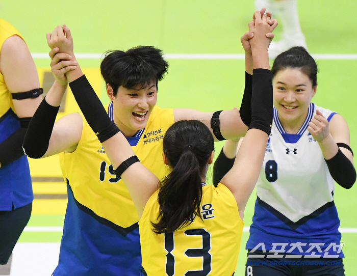  Kim Heejin and Jung Jiyoon are the best