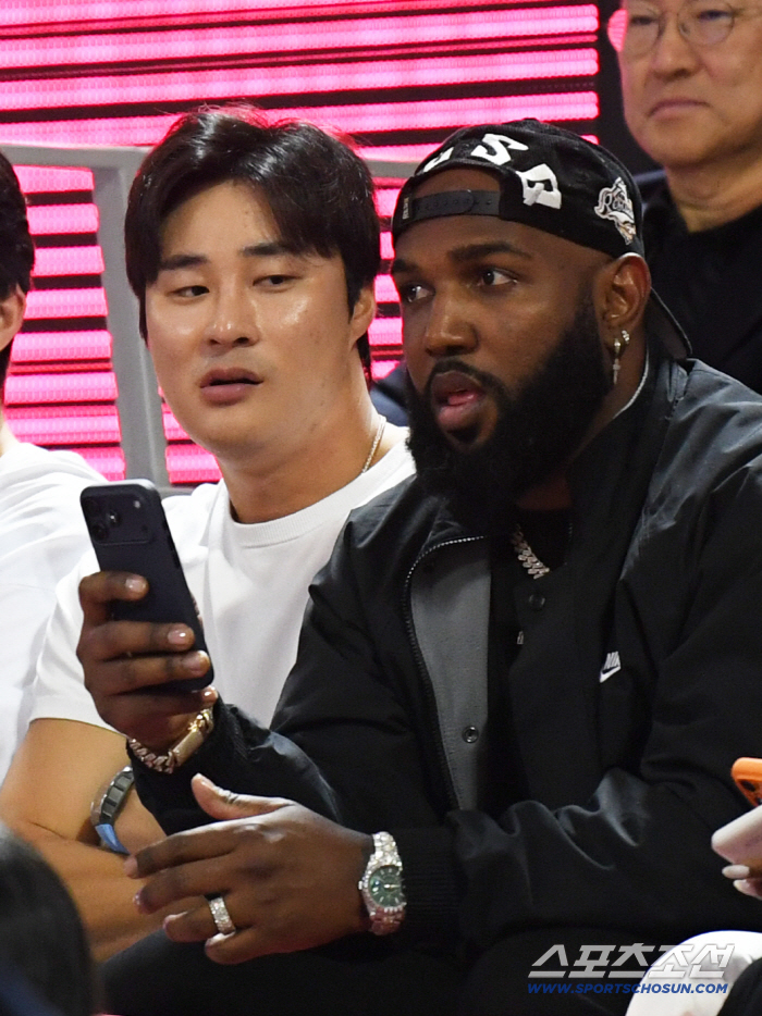  Major leaguer Kim Ha-sung Marcel Ojuna basketball court outing