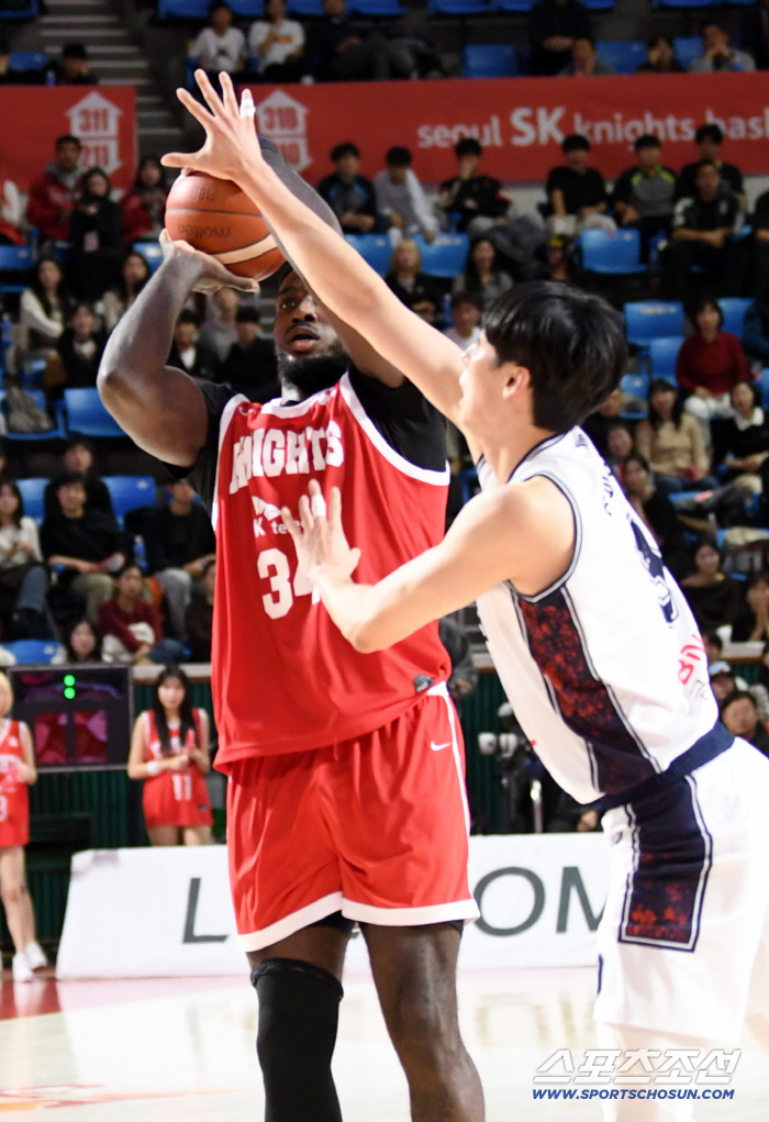  Warnie's 3-point shot