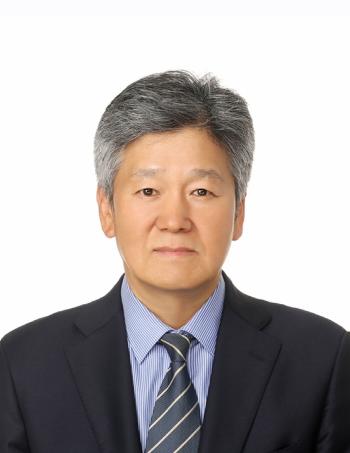 Professor Lee Jae-kwan was elected as the chairman of the Korean Society of Obstetricians and Gynecologists...fulfilling one's social responsibilities