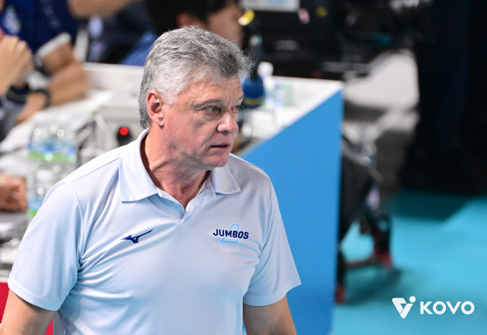 63% attack success rate nagging mercenaries!! → Is it possible because you're a foreign director