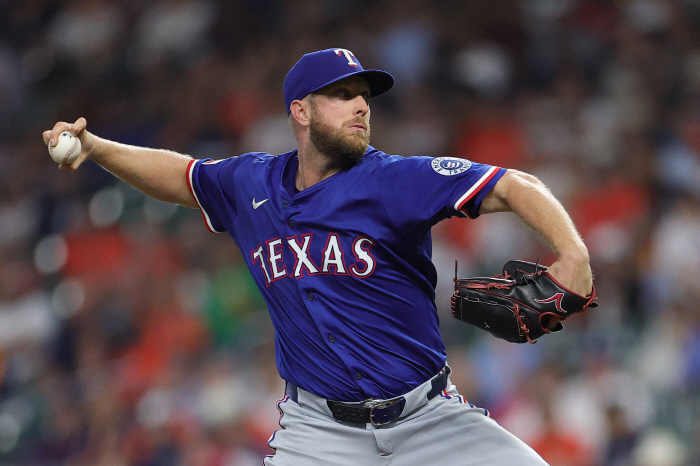 7 years and 65 wins, ERA 3.77 and only 2 years of contract? Why Kelly Is Undervalued