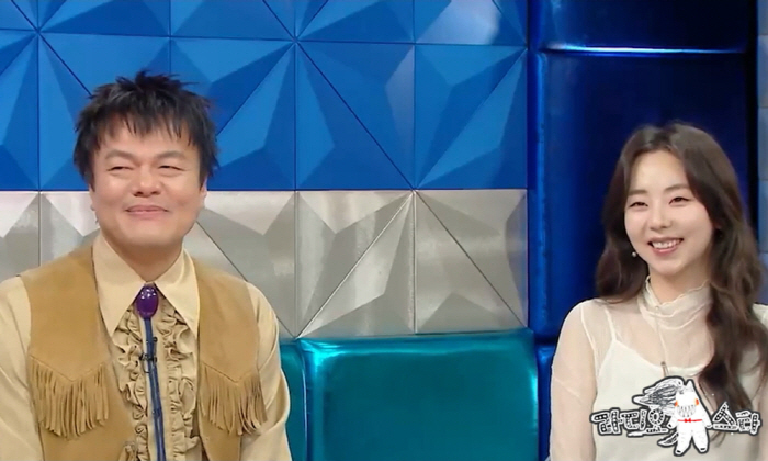 Ahn Sohee. I don't like dumpling Sohee's nickname…One Girl One team name is Ladies Club → My name is Ice (Race)