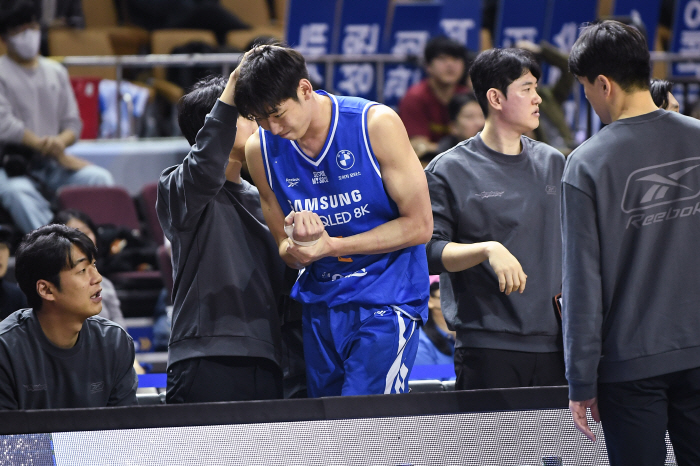  41.9% 13 vs 14.8% 4. Extreme 3-point shooting. Samsung won 89-75 in the lead in the articles of association. Jeong Kwan-jang lost two consecutive games to Samsung. Is it a natural enemy or a coincidence