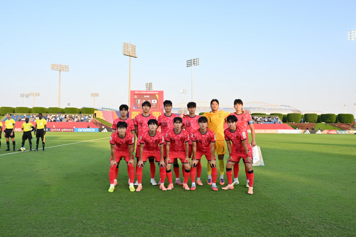 The first victory in six years! Baek Ki-tae, Mexico 21 overpowered...the death knell. A powerful departure