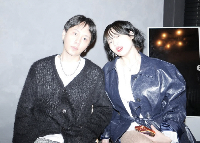 Hyun-ah, after losing 10kg ♥ A confident kiss with Yong Jun-hyung...a slim jawline